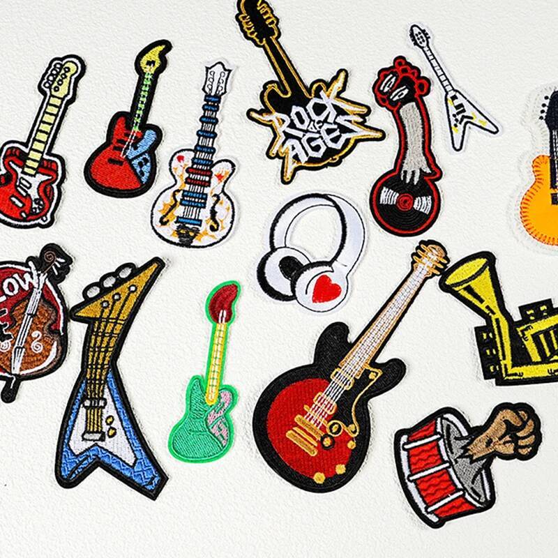 Fashion instrument guitar Iron - огляд і ціна Picture Of Musical Instrument