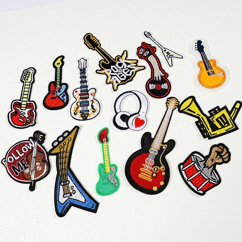 Fashion instrument guitar Iron - огляд і ціна Picture Of Musical Instrument